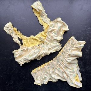 Frankie’s Bikinis x GIGI HADID Pippa Floral Ruffle Bikini in Honeysuckle